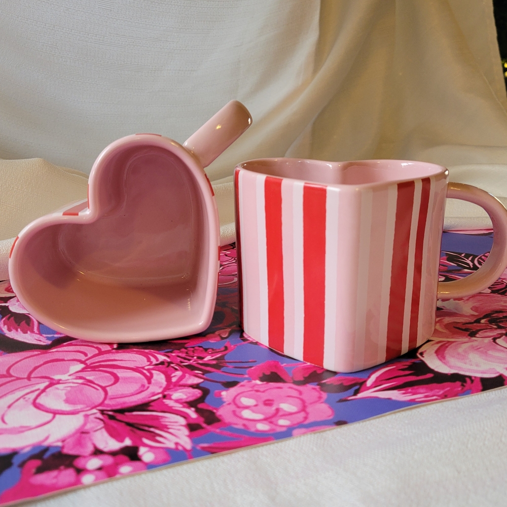 Heart-Shaped Pink and Red Mug Set